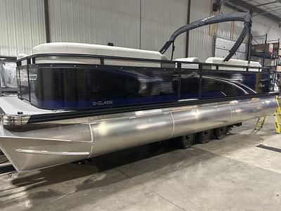 BOATZON | 2024 Qwest Pontoons E22 LANAI L TriToon