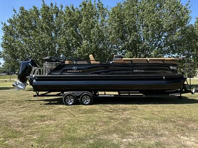 BOATZON | 2024 Regency 250 LE3 Sport