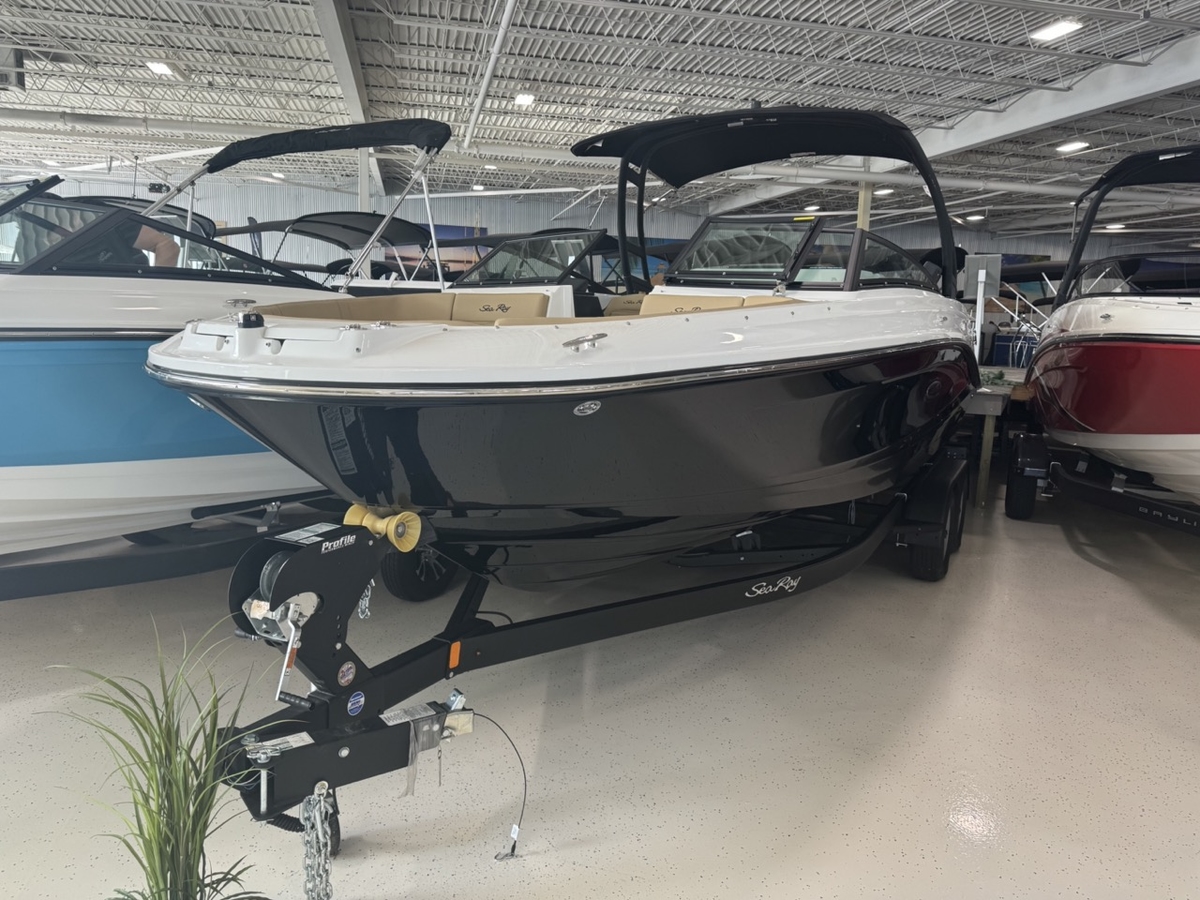 2024 Sea Ray Sea Ray SPX 230 2024 - Sold Boat