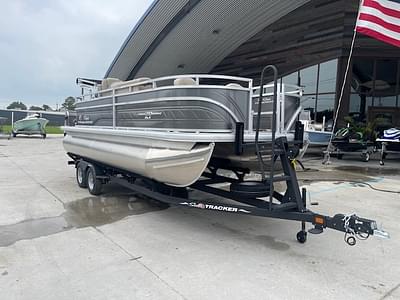 BOATZON | 2024 Sun Tracker Fishin Barge 20 DLX