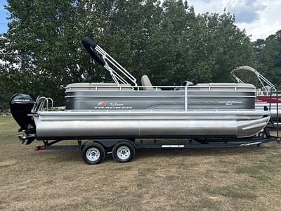 BOATZON | 2024 Sun Tracker Party Barge 22 RF DLX