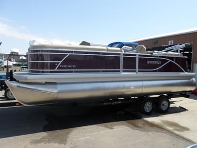 BOATZON | 2024 Sweetwater 2286SB Tri