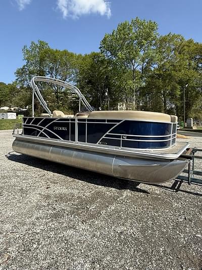 BOATZON | 2024 Sylvan Mirage 820 CRS BOATZON | 2024 Sylvan Mirage 820 CRS