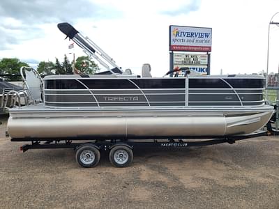 BOATZON | 2024 Trifecta 22RF LE 275 Tritoon With A 115 Suzuki Motor  Trailer