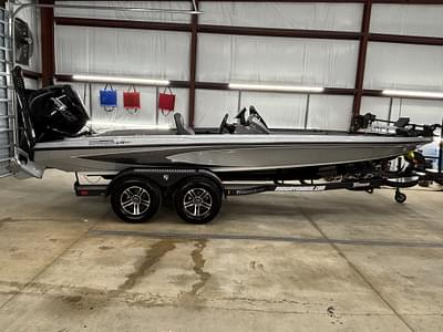 BOATZON | 2024 Triton Boats 21 XP Patriot BOATZON | 2024 Triton Boats 21 XP Patriot