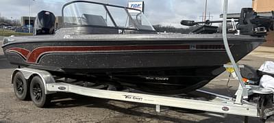 BOATZON | 2024 YarCraft 210 TFX SP Dealer Demo