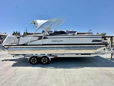 BOATZON | 2025 Avalon 27 Catalina Platinum Elite Windshield w 400HP Mercury V10