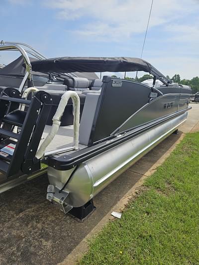 BOATZON | 2025 Avalon Catalina 25 FT Versatile Rear Bench BOATZON | 2025 Avalon Catalina 25 FT Versatile Rear Bench