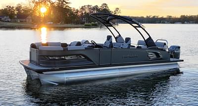 BOATZON | 2025 Avalon Excalibur LTD  27 FT Quad Lounge