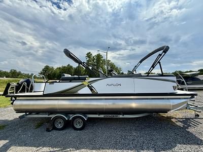 BOATZON | 2025 Avalon LSZ 25 FT Quad Lounger Shift BOATZON | 2025 Avalon LSZ 25 FT Quad Lounger Shift