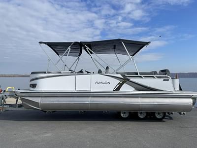 BOATZON | 2025 Avalon LSZ Quad Lounger Shift