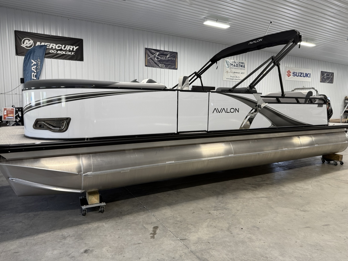 2025 Avalon Avalon LSZ VERSATILE REAR LOUNGER w PATIO PAD 2025 - Sold Boat