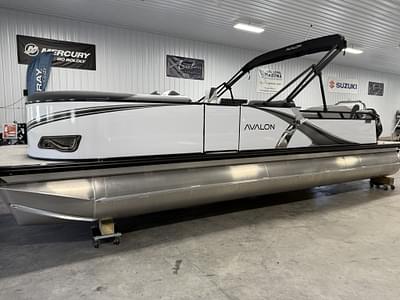 BOATZON | 2025 Avalon LSZ VERSATILE REAR LOUNGER w PATIO PAD