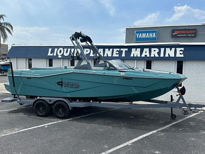 BOATZON | 2025 Axis Wake Research T Series T235