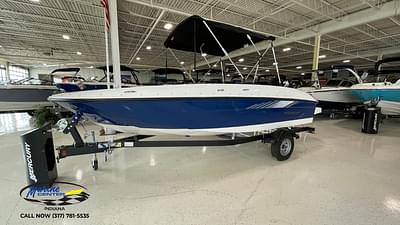 BOATZON | 2025 Bayliner E18LE