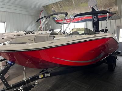 BOATZON | 2025 Bayliner Element M19 Deck Boat