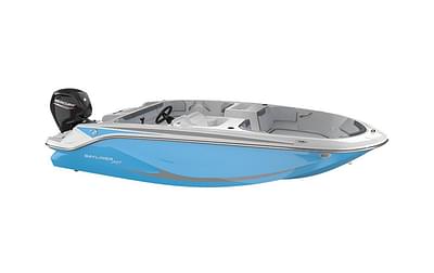 BOATZON | 2025 Bayliner M17