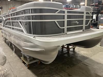 BOATZON | 2025 Bennington 20 S STERN RADIUS