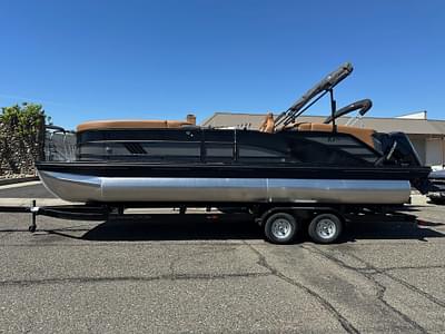 BOATZON | 2025 Bennington 2025 Bennington M 24 Mercury 200HP Outboard BOATZON | 2025 Bennington 2025 Bennington M 24 Mercury 200HP Outboard