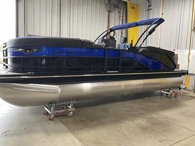 BOATZON | 2025 Bennington 22 M Fastback BOATZON | 2025 Bennington 22 M Fastback