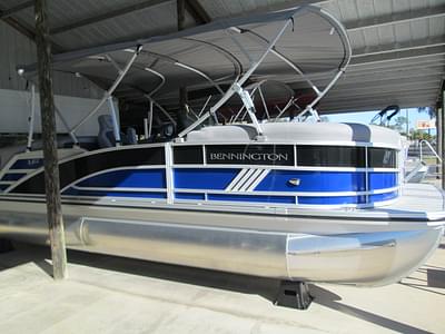 BOATZON | 2025 Bennington 22 MFB Tritoon w Yamaha 175 VMAX