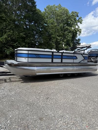 BOATZON | 2025 Bentley Pontoons 223 Bolt BOATZON | 2025 Bentley Pontoons 223 Bolt