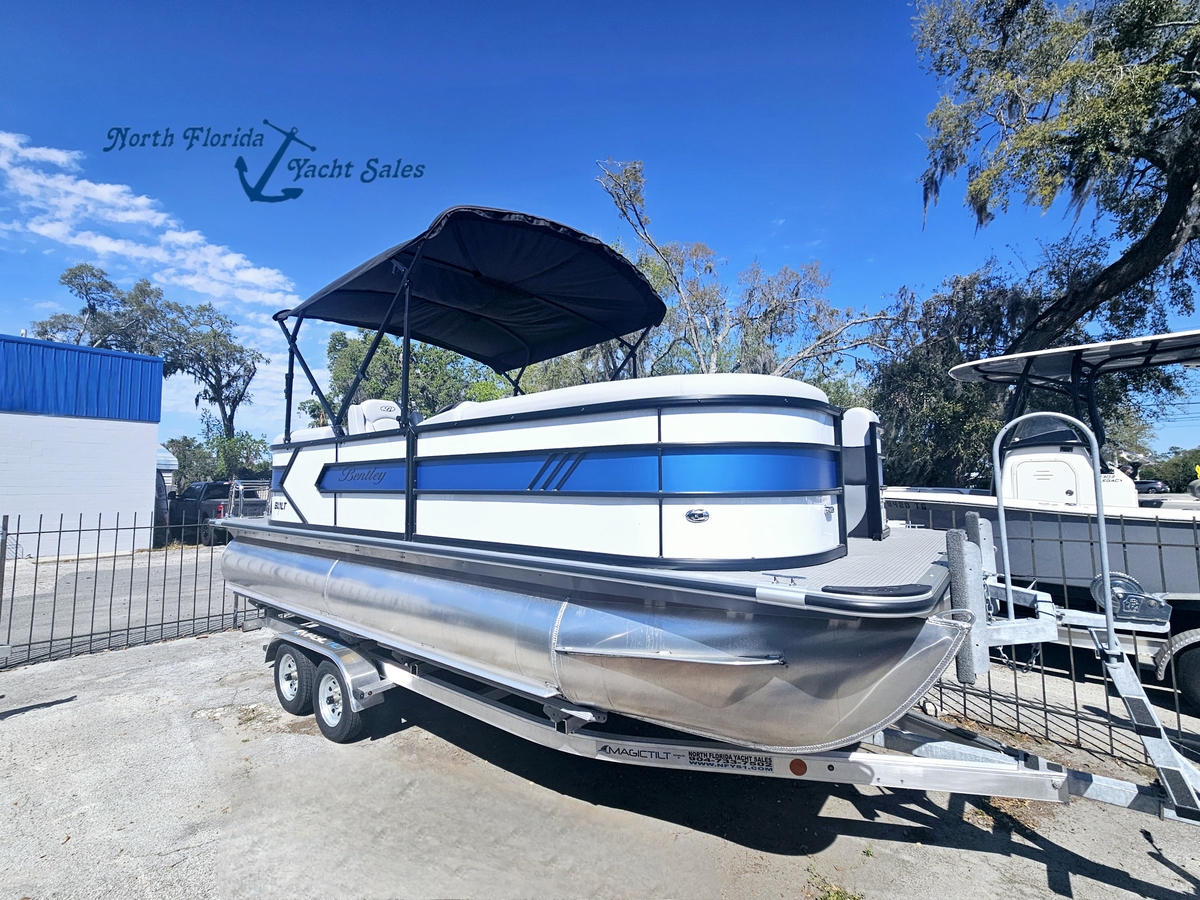 2025 Bentley Pontoons Bentley Pontoons Bolt 203 2025 - Sold Boat