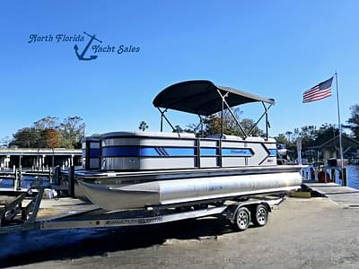 BOATZON | 2025 Bentley Pontoons Bolt 223