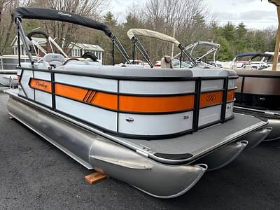 BOATZON | 2025 Bentley Pontoons Bolt