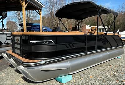 BOATZON | 2025 Bentley Pontoons Elite 223 Admiral