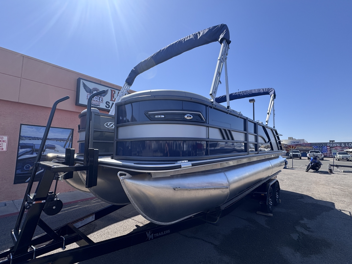 2025 Bentley Pontoons Bentley Pontoons ELITE 223 SWINGBACK W250HP MERCURY  VM TRAILER 2025 - Sold Boat