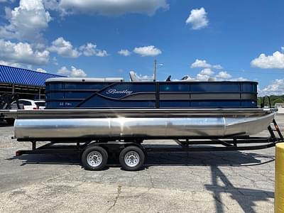 BOATZON | 2025 Bentley Pontoons Legacy 220 Fish Center Walk Thru BOATZON | 2025 Bentley Pontoons Legacy 220 Fish Center Walk Thru