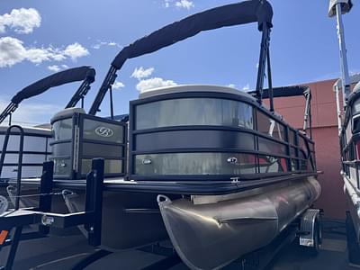 BOATZON | 2025 Bentley Pontoons LEGACY 223 NAVIGATOR W 250HP  TRAILER