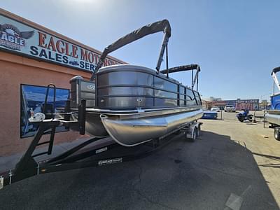 BOATZON | 2025 Bentley Pontoons LEGACY 223 SWINGBACK W 200HP SUZUKI TRAILER BOATZON | 2025 Bentley Pontoons LEGACY 223 SWINGBACK W 200HP SUZUKI TRAILER