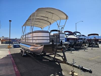 BOATZON | 2025 Bentley Pontoons LEGACY 223 SWINGBACK W 200HP SUZUKI TRAILER BOATZON | 2025 Bentley Pontoons LEGACY 223 SWINGBACK W 200HP SUZUKI TRAILER