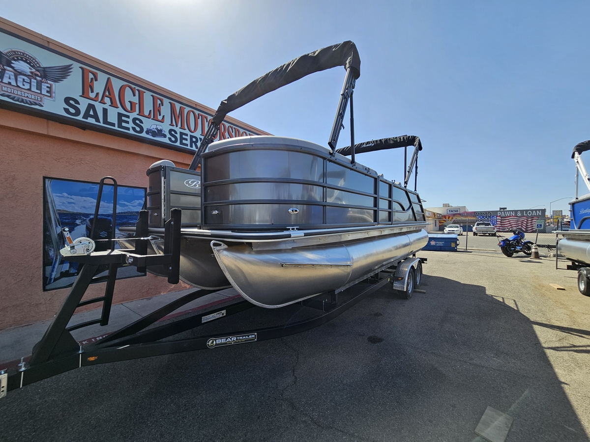 2025 Bentley Pontoons Bentley Pontoons LEGACY 223 SWINGBACK W 200HP SUZUKI  TRAILER 2025 - Sold Boat
