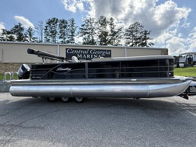 BOATZON | 2025 Bentley Pontoons Legacy 240 Cruise XL BOATZON | 2025 Bentley Pontoons Legacy 240 Cruise XL