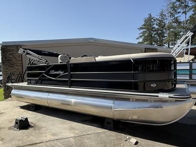 BOATZON | 2025 Bentley Pontoons Legacy Cruise 200 BOATZON | 2025 Bentley Pontoons Legacy Cruise 200