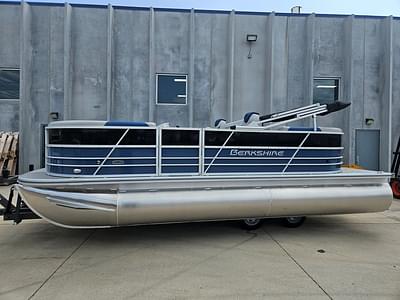 BOATZON | 2025 Berkshire Pontoons 20 RFX LE BOATZON | 2025 Berkshire Pontoons 20 RFX LE