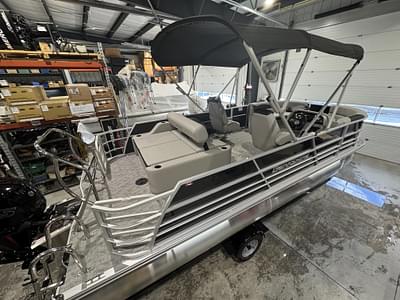 BOATZON | 2025 Berkshire Pontoons 22UL LE BOATZON | 2025 Berkshire Pontoons 22UL LE