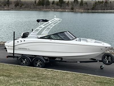BOATZON | 2025 Chaparral 21 SSi