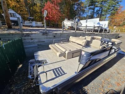 BOATZON | 2025 Crest Pontoons Classic 220 SLS