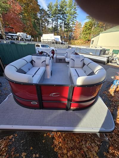 BOATZON | 2025 Crest Pontoons Classic 220 SLSC BOATZON | 2025 Crest Pontoons Classic 220 SLSC