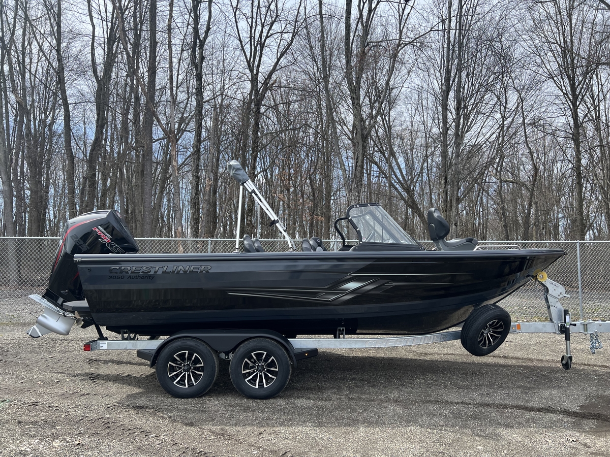2025 Crestliner Crestliner 2050 Authority JUST ADD TAX 2025 - Sold Boat