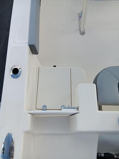 BOATZON | 2025 Defiance Boats 240 Catalina BOATZON | 2025 Defiance Boats 240 Catalina