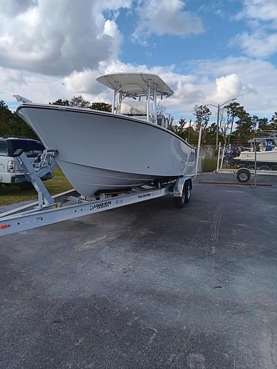 BOATZON | 2025 Defiance Boats 240 Catalina BOATZON | 2025 Defiance Boats 240 Catalina