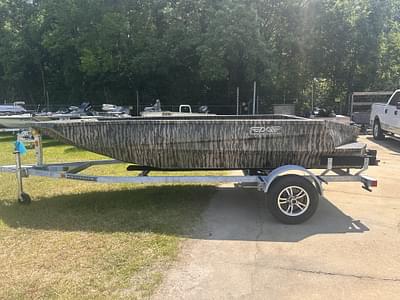 BOATZON | 2025 Edge 553 DB