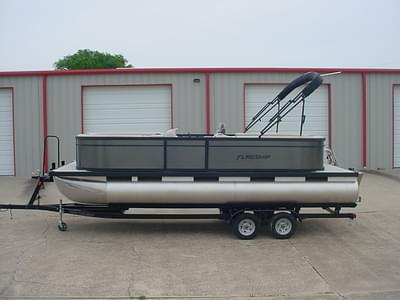 BOATZON | 2025 FLAGSHIP FREEDOM F22CU
