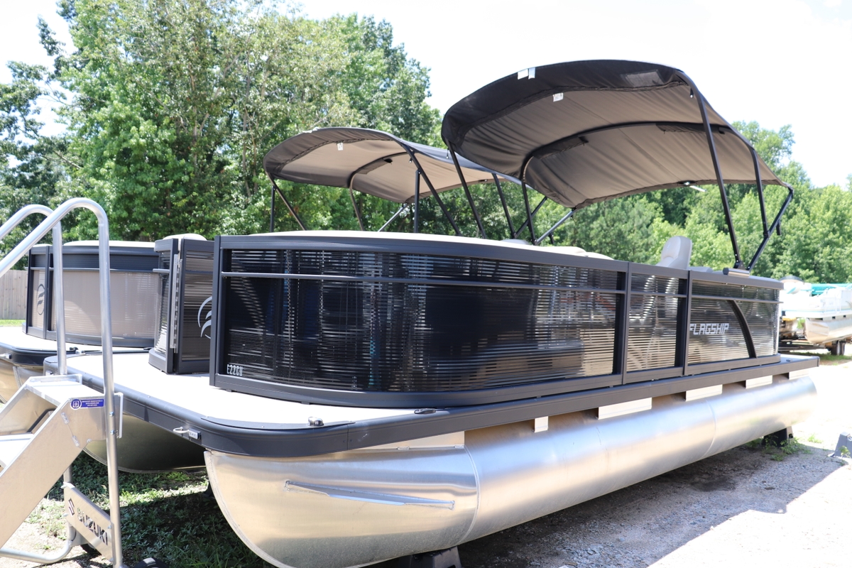 2025 Flagship Pontoons Flagship Pontoons E22CU 2025 - Sold Boat