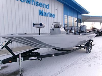 BOATZON | 2025 G3 Boats Gator Tough Tunnel 20 CCJ DLX BOATZON | 2025 G3 Boats Gator Tough Tunnel 20 CCJ DLX